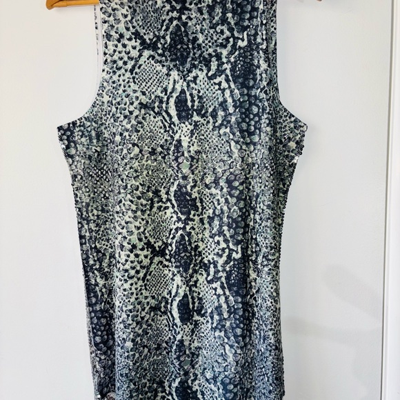 Silence + Noise Sequined Snake Print Sleeveless Tank/Tunic Top - Picture 2 of 11